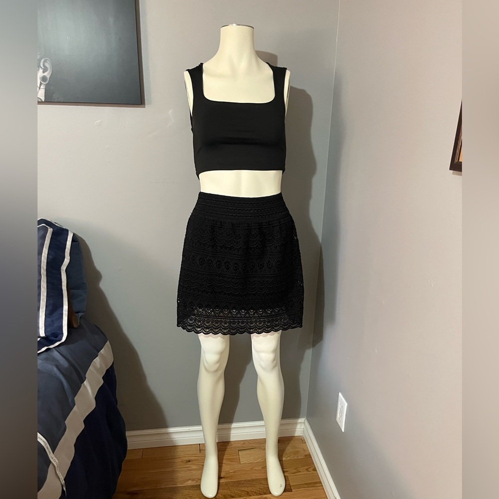 Black Crochet Mini Skirt – Chic Everyday Style
